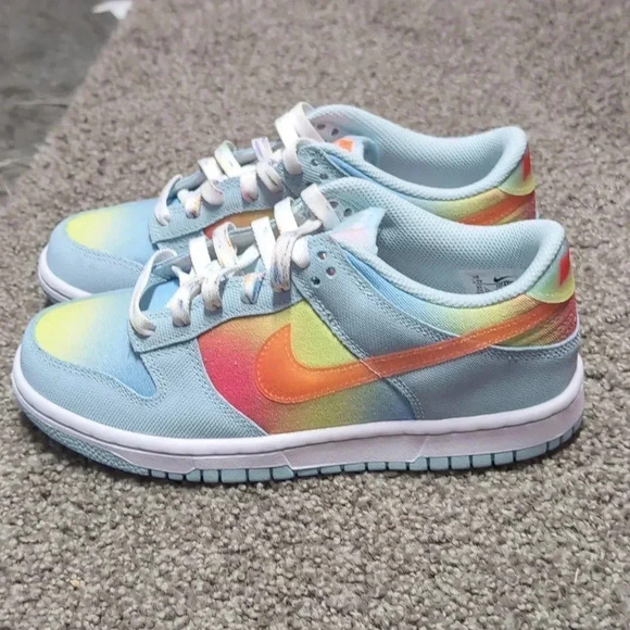 Nike Dunk Low - Picture 1 of 7